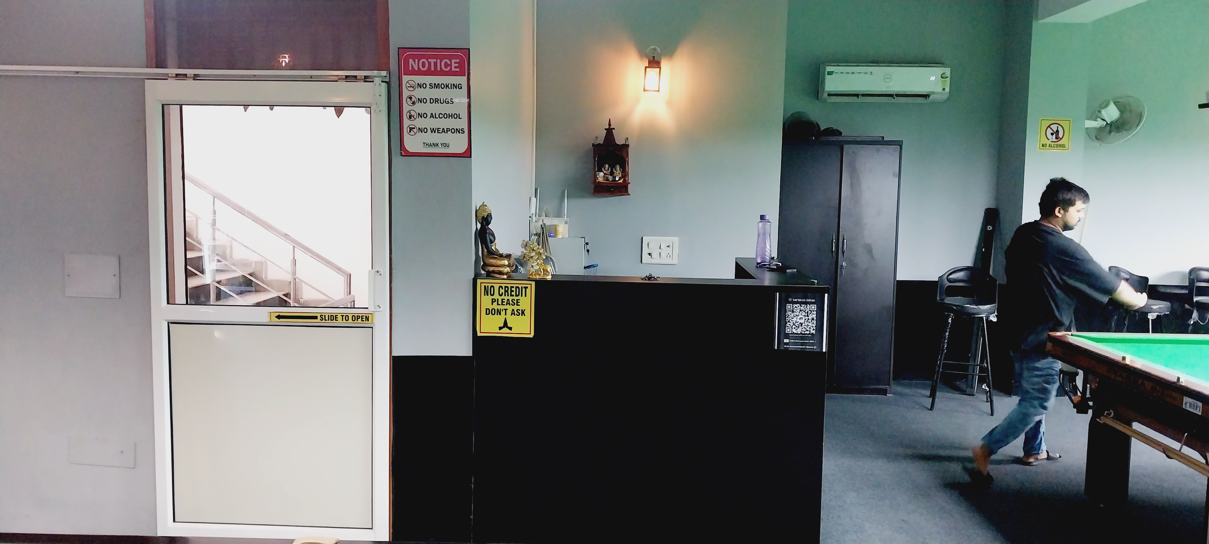 The Billiards Cafe Vasundhara