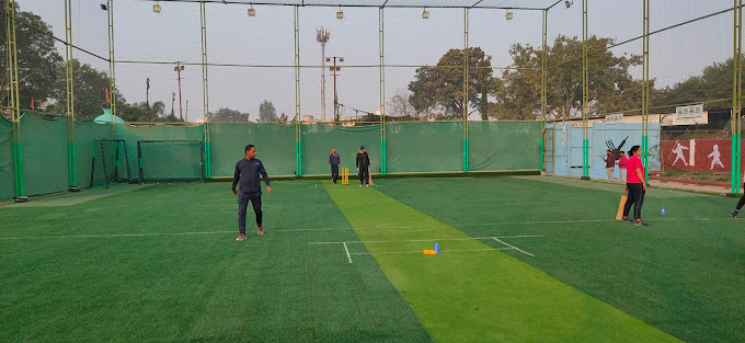 OFF-SIDE Fields Playing Arena & Cafe