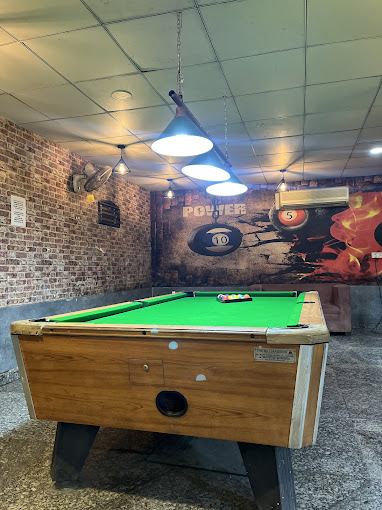 SnookYard Cafe Rohini
